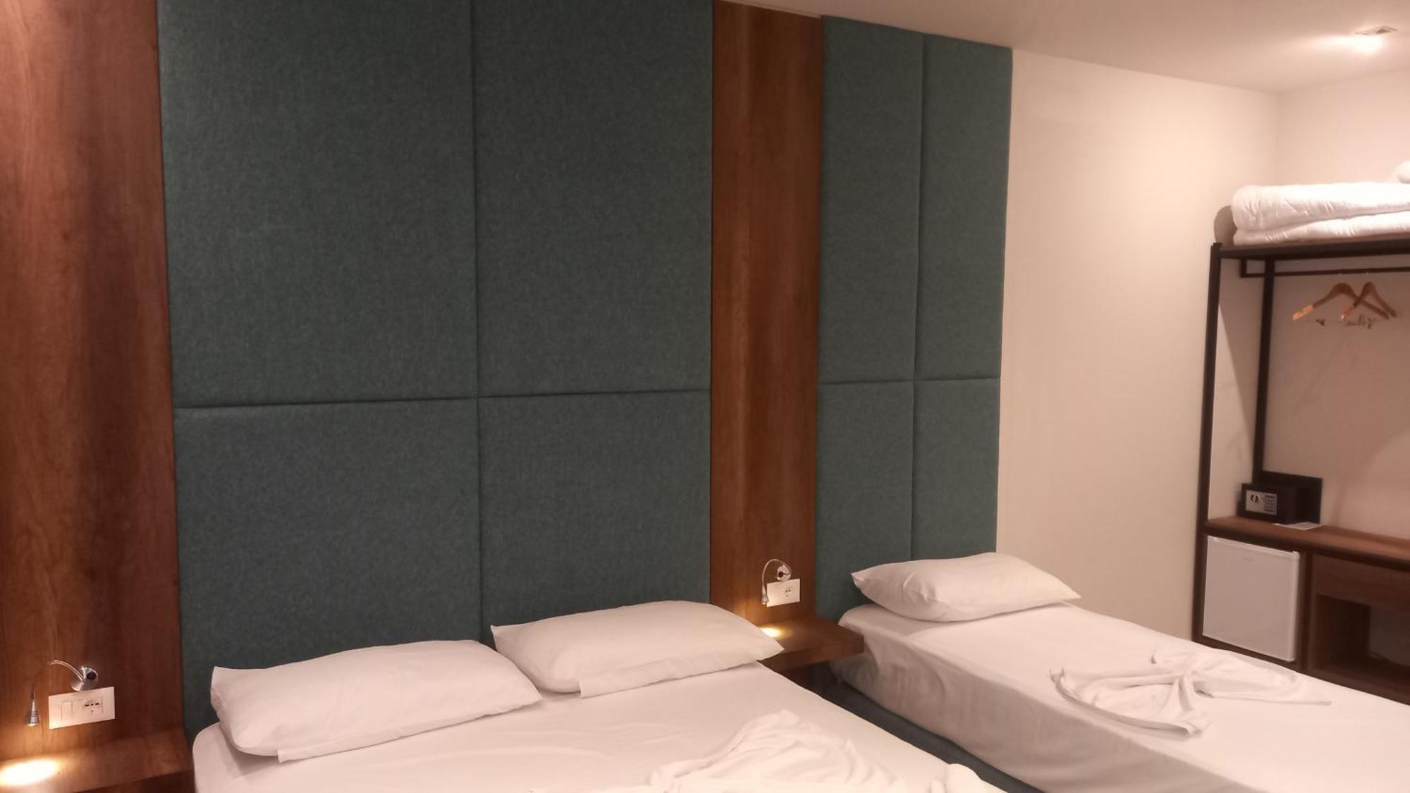 Aglon Hotel Vlorë